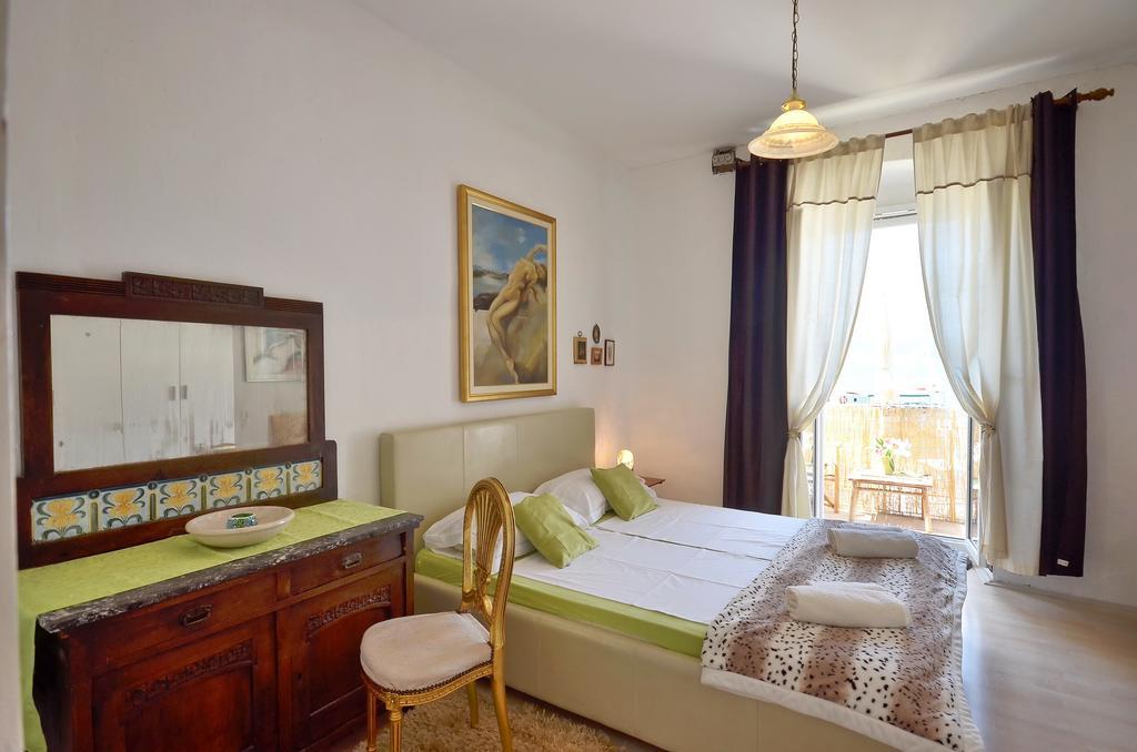 Apartment Pere S Mora Mimice Room photo